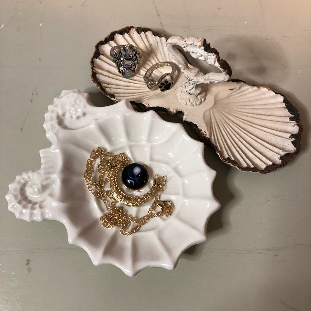 Vintage Style Trinket Dishes and Costume Jewelry Bundle Of Five New